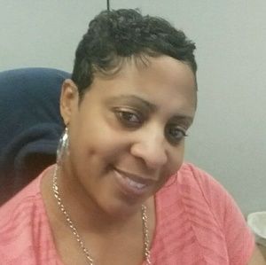 Meet your Posher, Katina